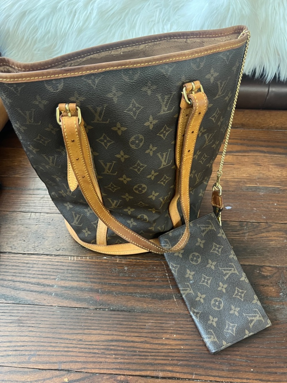 Louis Vuitton Monogram Tote in Brown and Tan with Detachable Pouch